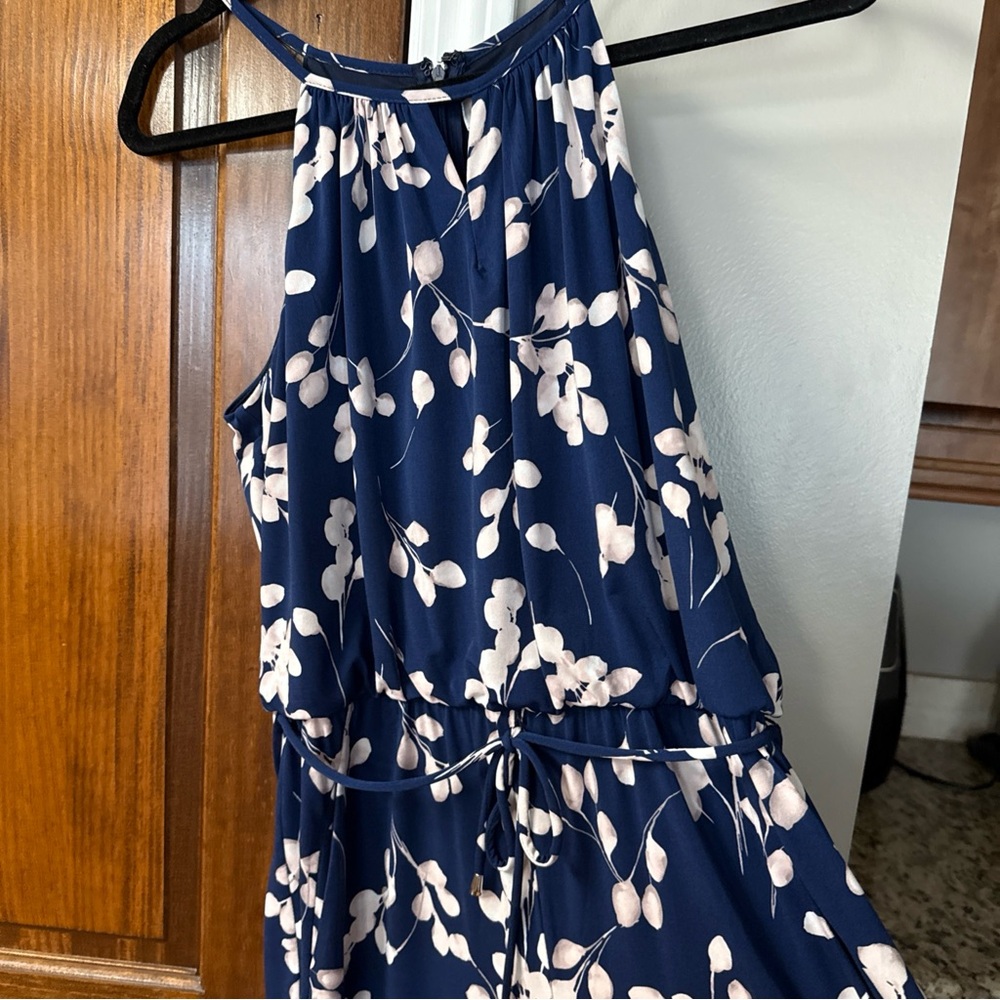 Navy Floral Petite Jumpsuit - Picture 3 of 5